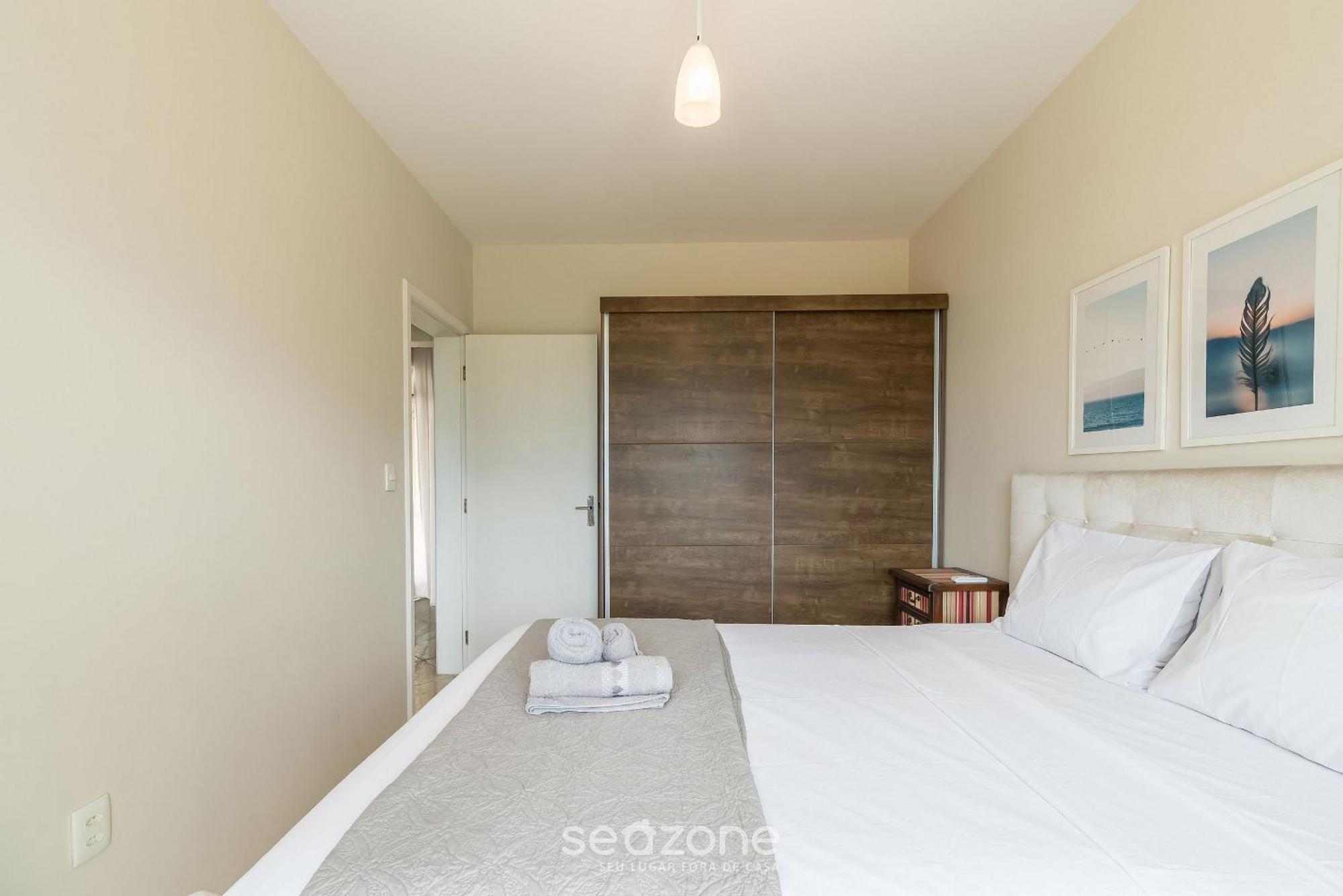 Apartamento C/ Churrasqueira 450m Da Rci0201